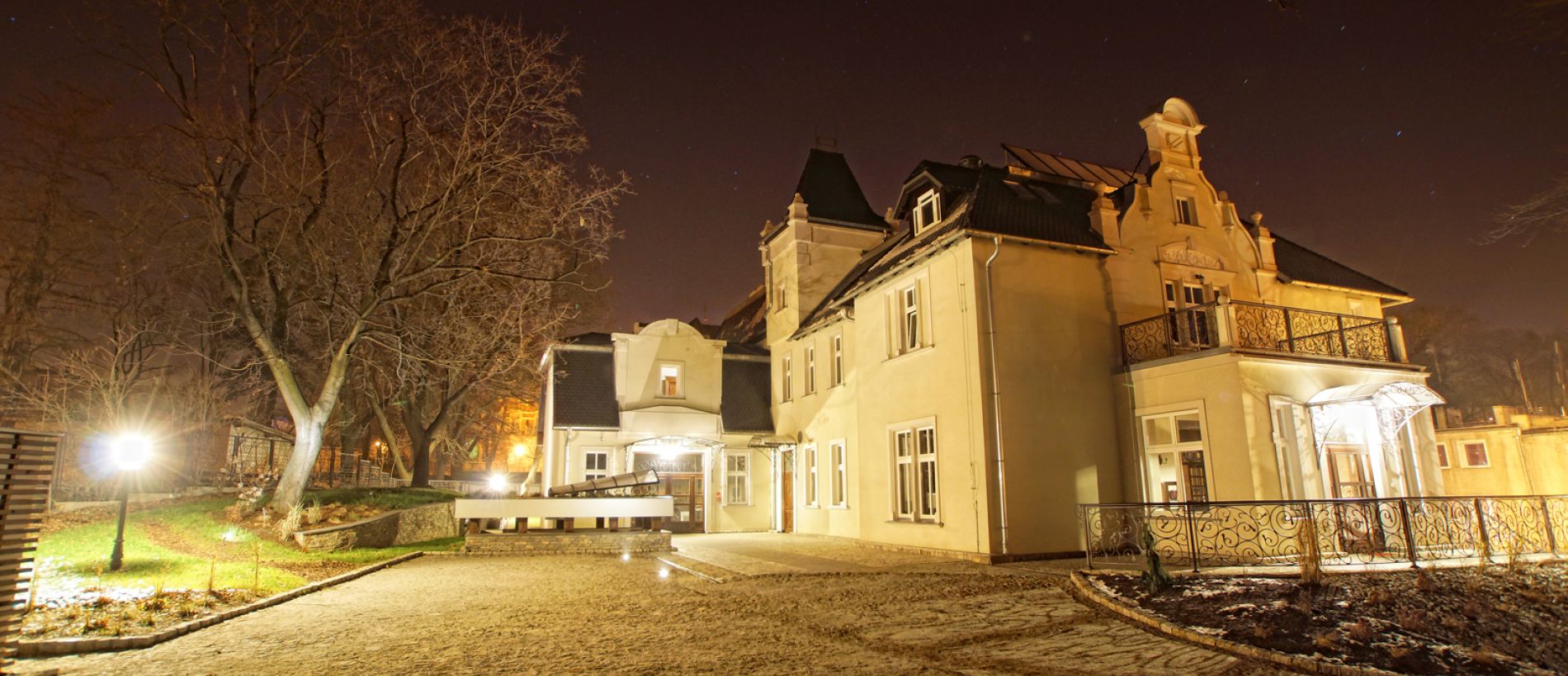 Hotel SPA restauracja pokoje noclegi góry Sudety wypoczynek w Polsce